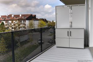 Effiziente Raumnutzung in Unterschleißheim: Stauraum für urbane Balkonem