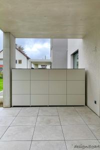 Wetterfester Grillschrank für die Terrasse als maßgefertigte Kombilösung