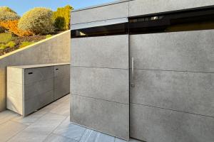 Architecture without boundaries: modern design garden house in California