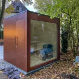 Design Gartensauna mit XXL-Panoramaverglasung