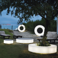 Stylische Gartenbeleuchtung