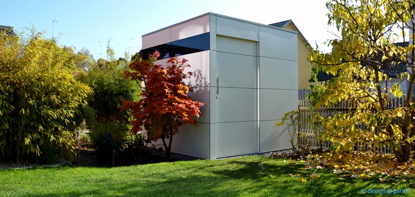 Viel Stauraum in einem Gartenhaus der Firma design@garten