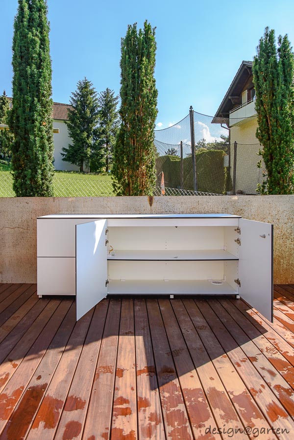 Funktionalität direkt am Wasser: Der moderne Poolschrank