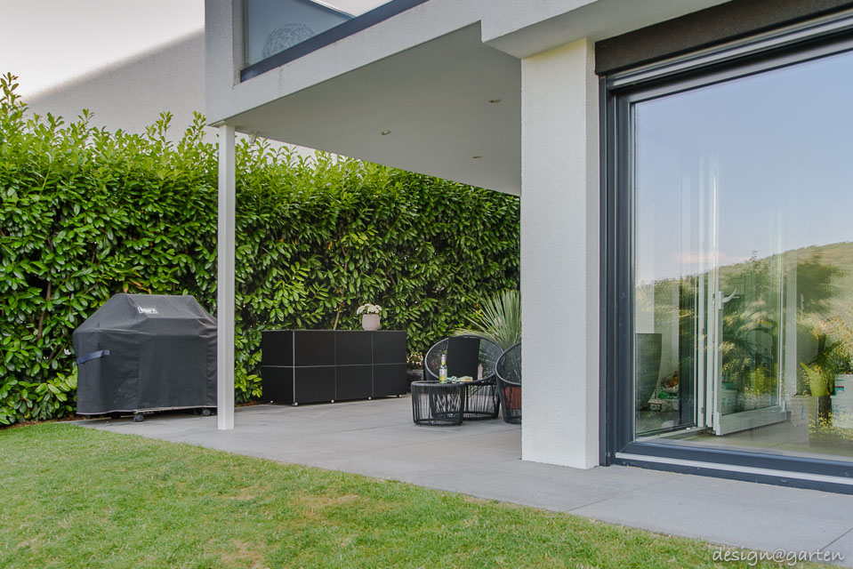 Der elegante Grill–Terrassenschrank