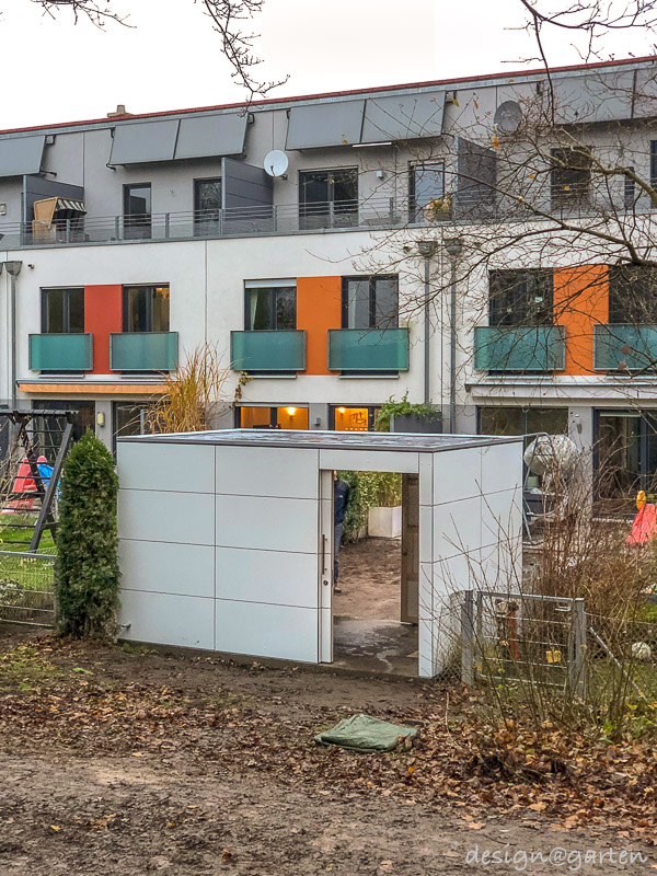 Ordnung im Reihenhausgarten: Cube Gartenhaus aus HPL