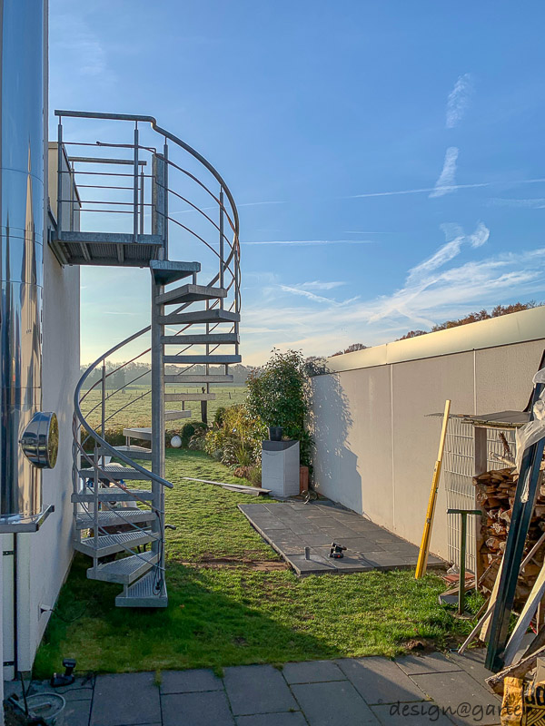 Ordnung am Pool: Design-Geräteschuppen