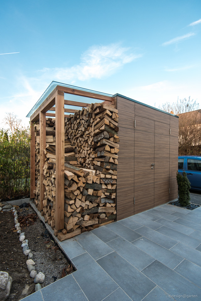Das moderne Fahrradhaus in French Walnut