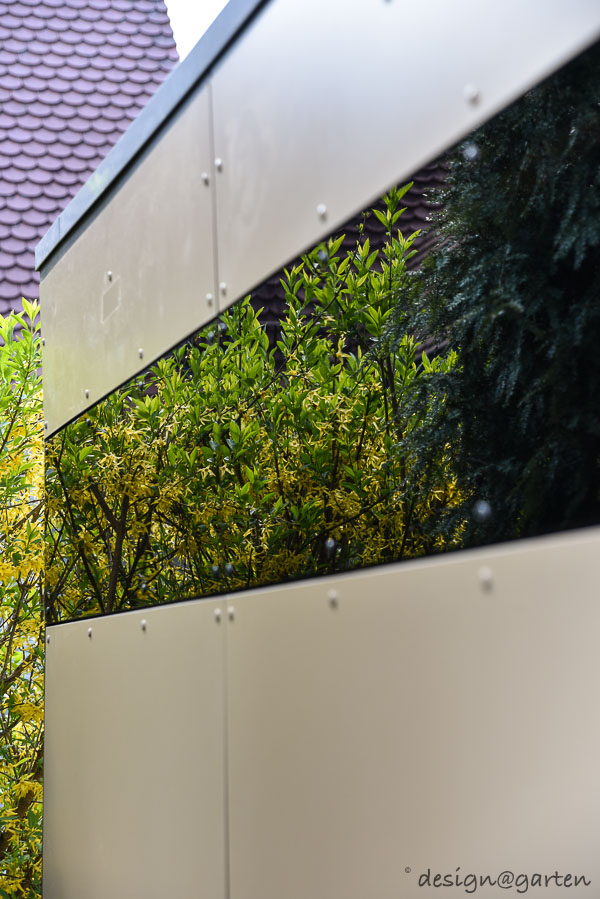 Modernes Design in Rain am Lech: Die minimalistische Gartenlaube als funktionales Raumwunder