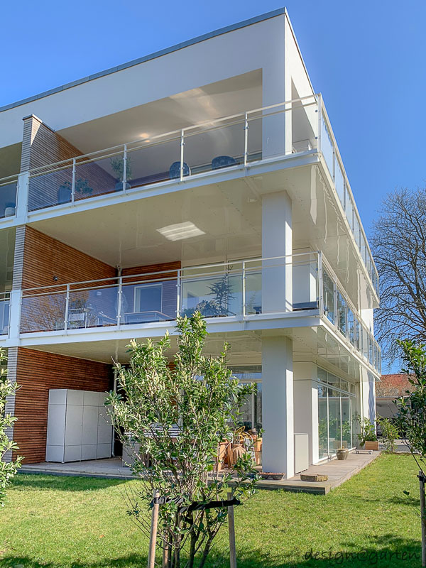 Stauraumlösung in Kopenhagen: Wetterfeste Terrassenschränke für Polster