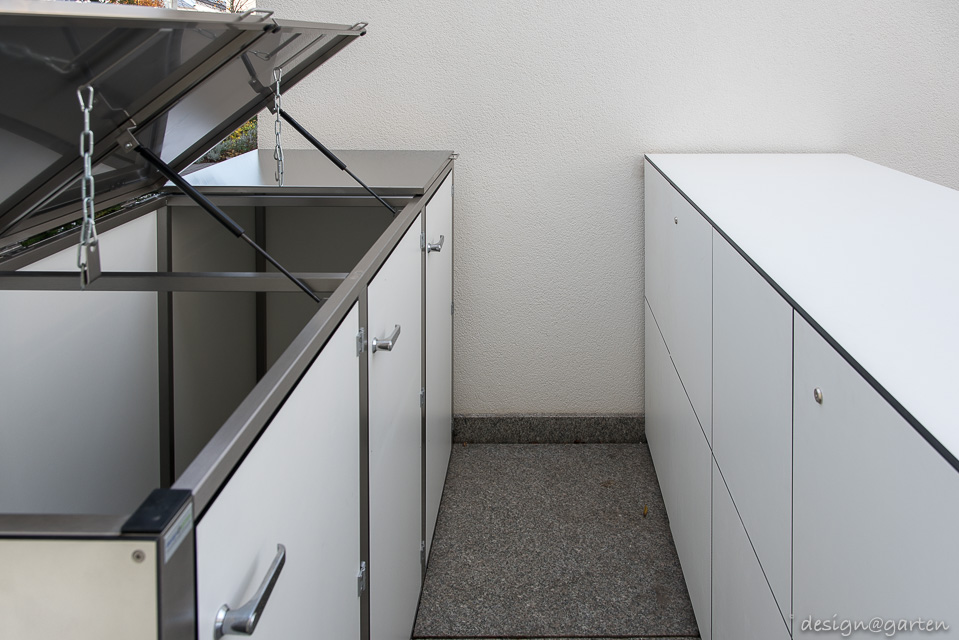 Maximale Raumkapazität in Hannover: Ein großer Gartenschrank nach Maß und Sideboard-Duo