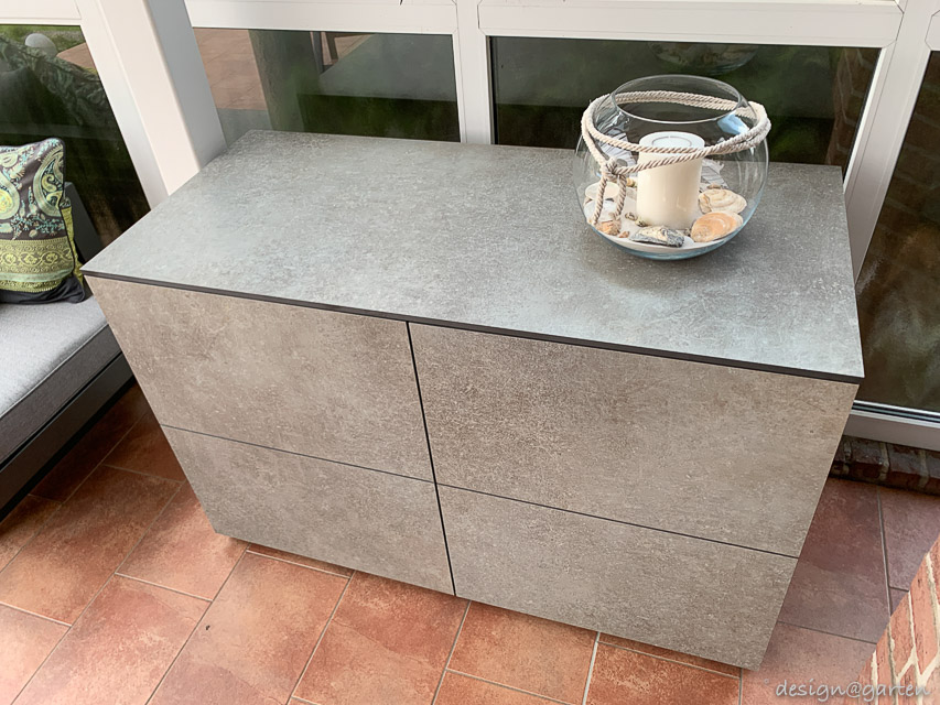 Wetterfester Terrassenschrank für moderne Wohnkonzepte