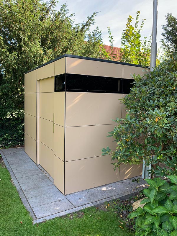 Mut zur Farbe: Das Gerätehaus als gestalterisches Highlight