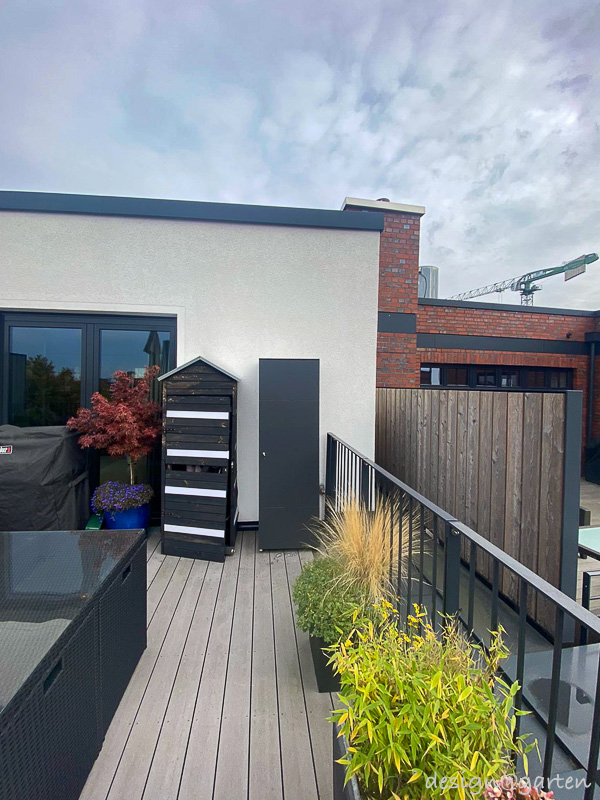 Hochschrank als langlebige Lösung auf Hamburger Dachterrasse