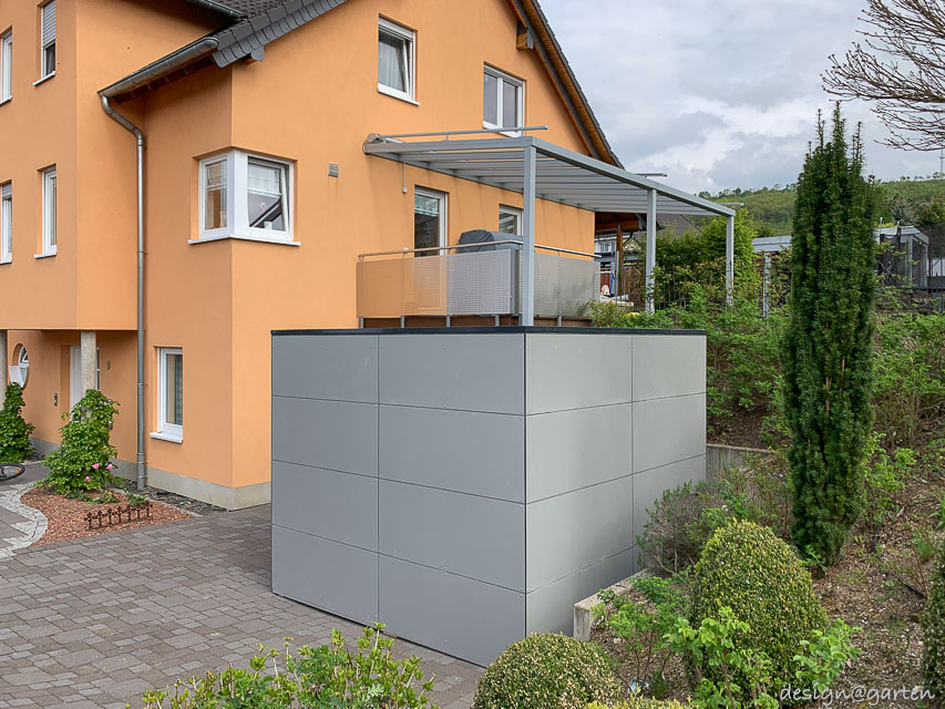 quadratisch, praktisch: Design Gartenhaus mit den Maßen 300 cm x 300 cm in 54396 Trier