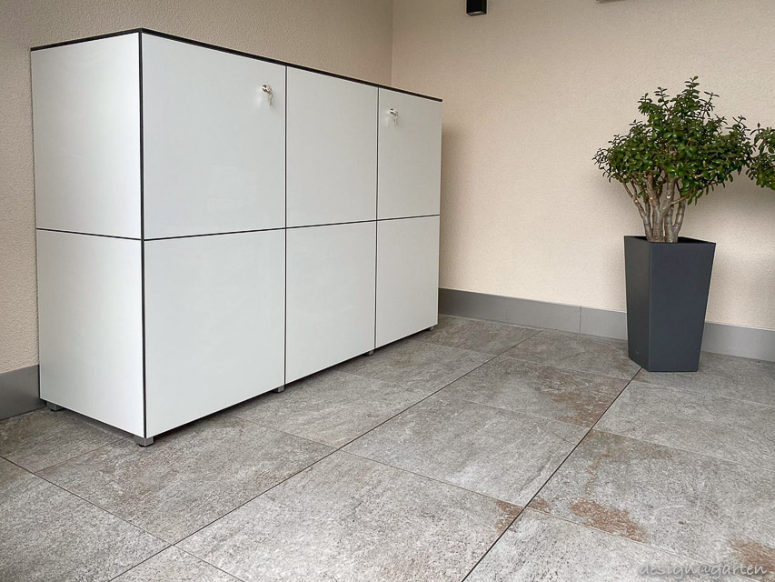 Terrassenschrank / Sideboard XL180 nach Maß in CH-6422 Steinen