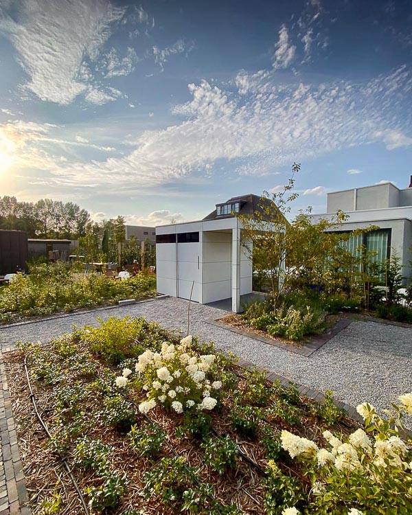 Design-Gerätehaus mit Pergola in Nijmegen, Niederlande