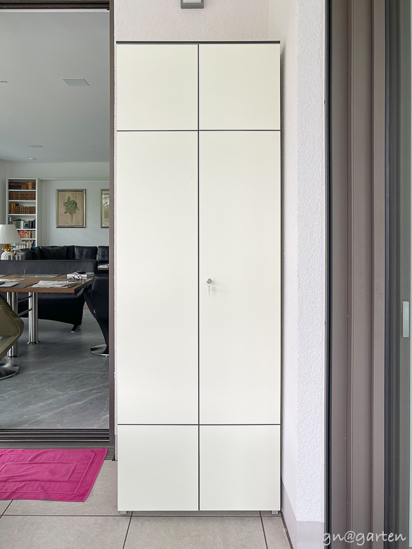 Outdoor Hochschrank nach Maß als Stauraum auf der Terrasse