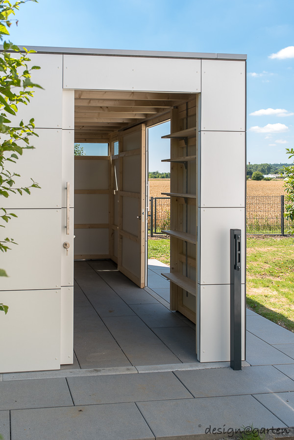 Intelligente Raumtrennung: Das maßgefertigte Gartenhaus als funktionales Bindeglied