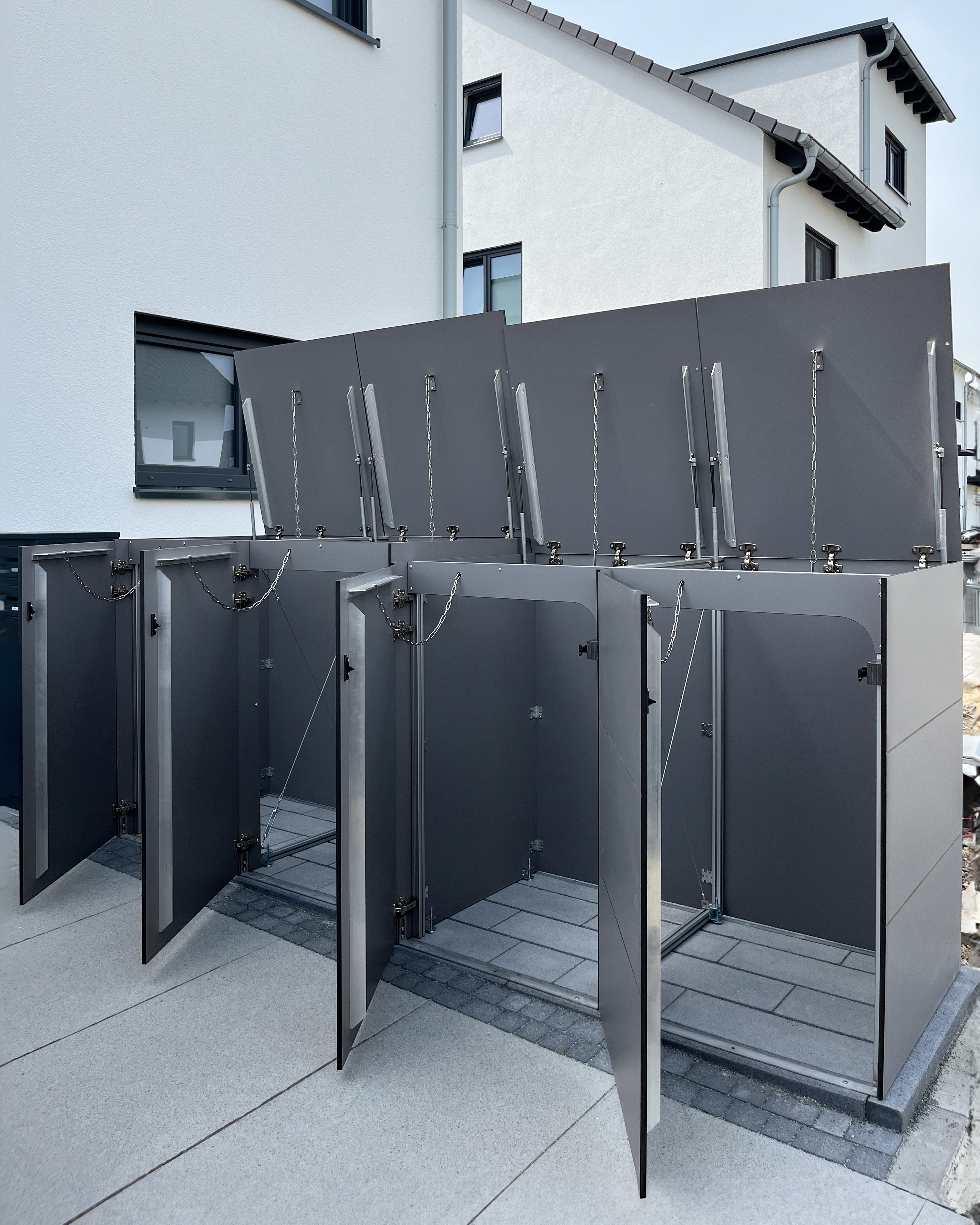 4er Mülltonnenhaus mit Klappdeckeln und Türen