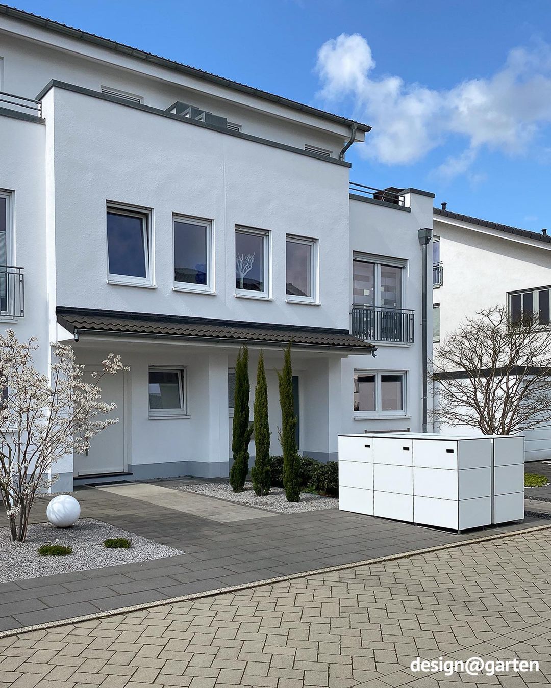 Mülltonnenbox modern – gemeinschaftliche Lösung für zwei Nachbarn