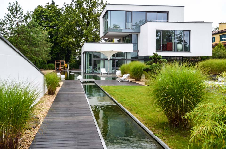 Klare Kante im Garten: Das moderne Architekten–Gerätehaus