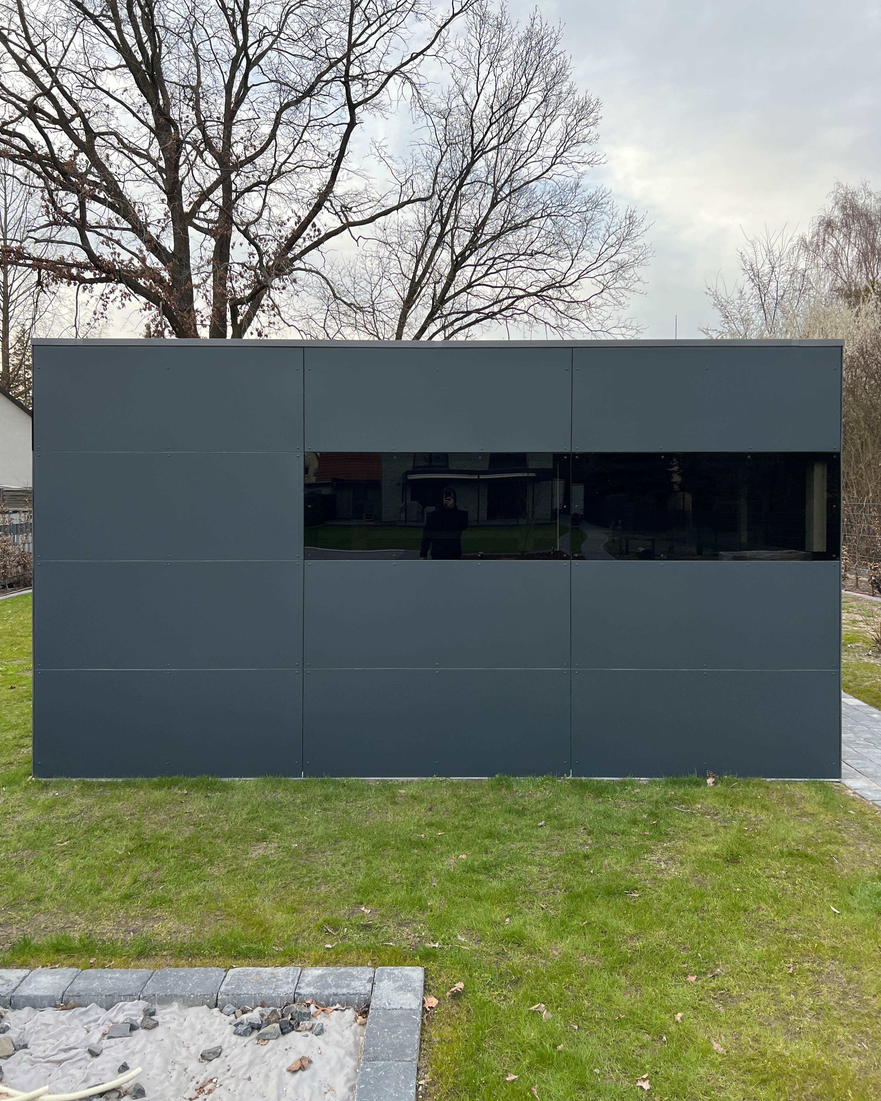 Das lichtdurchflutete Gartenhaus