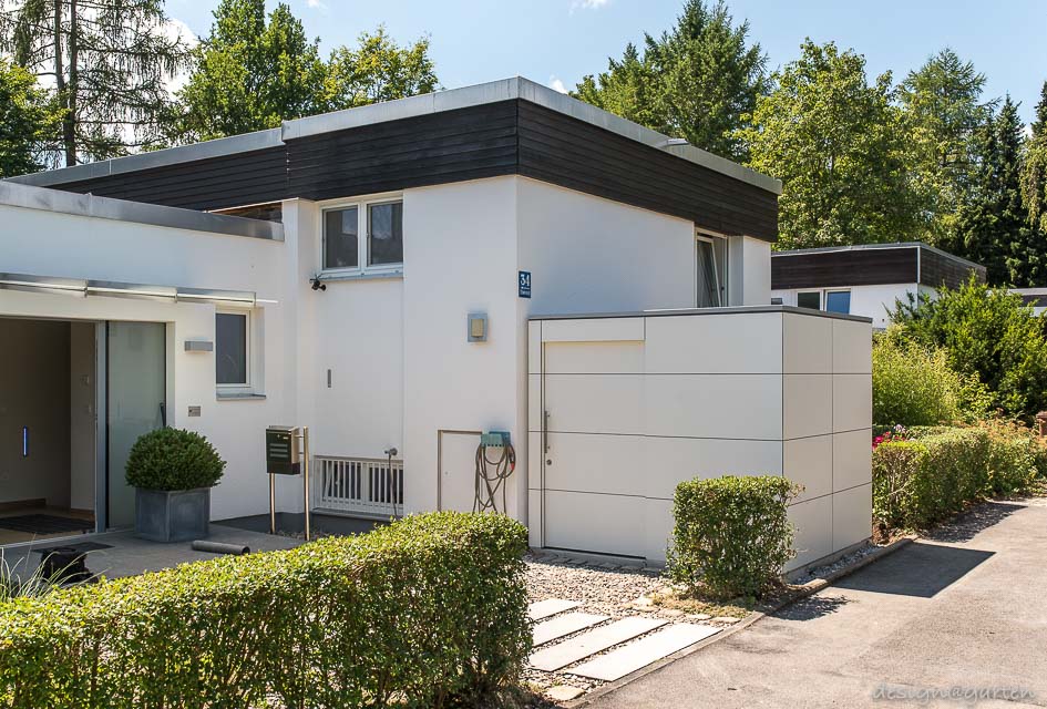 Grüne Oase auf kleinem Raum: Das moderne Gerätehaus mit Dachbegrünung