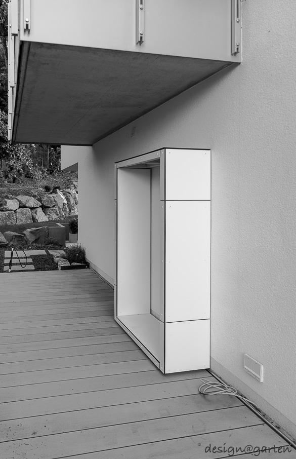 Stylish firewood storage: the modern wood store made from HPL