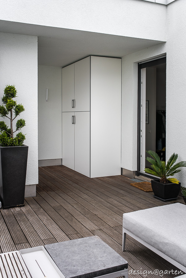 Functional outdoor unit: the custom-made barbecue cabinet