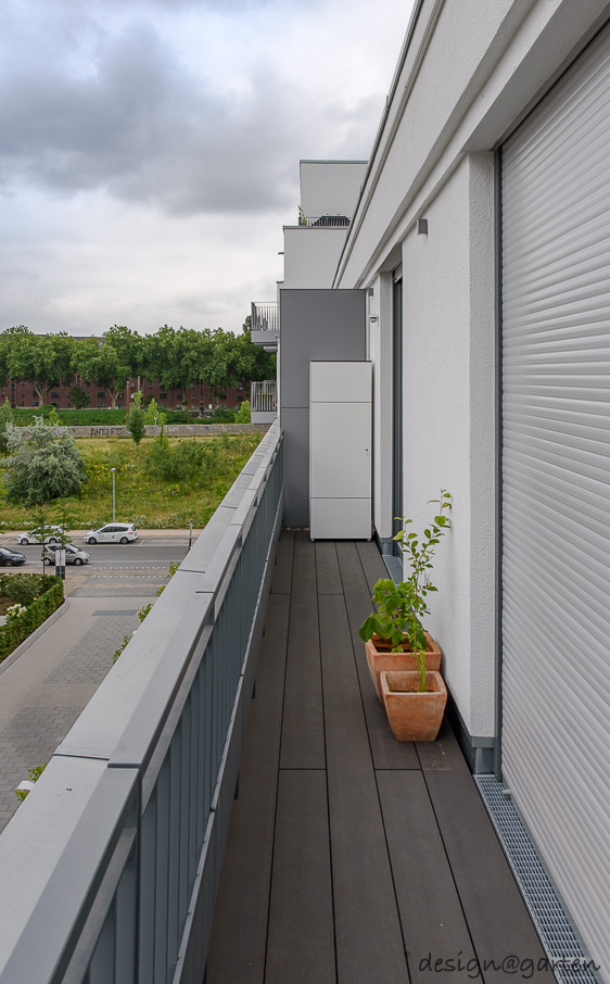 Holistic outdoor living: versatile storage solution for the roof terrace
