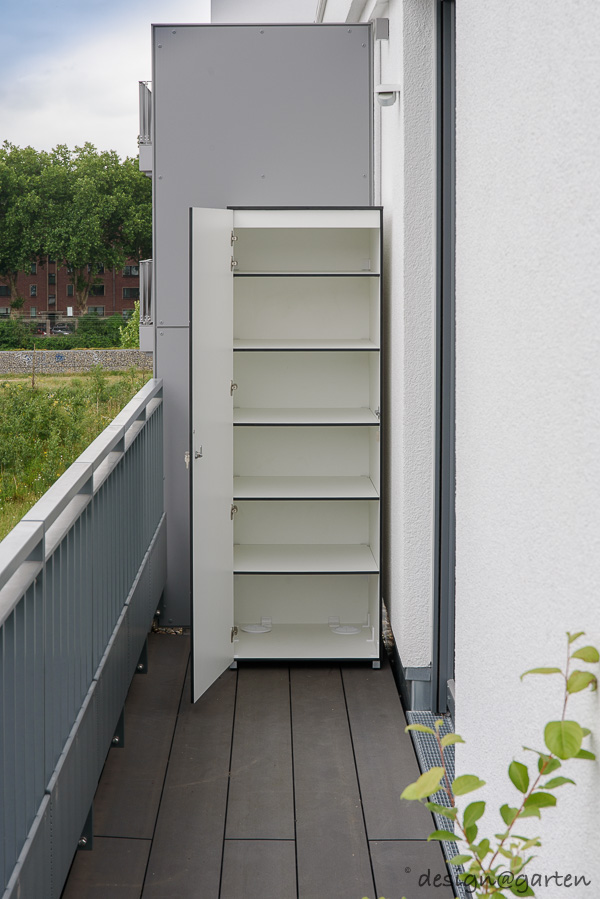Holistic outdoor living: versatile storage solution for the roof terrace