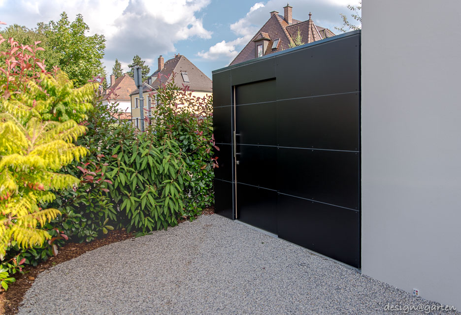 The Cube garden shed in black