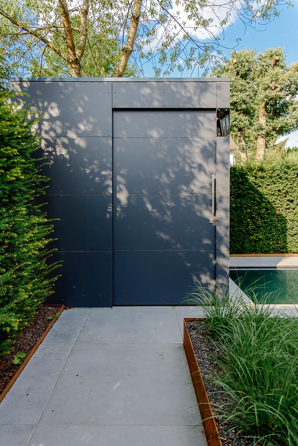Architectural highlight in the dream garden: the designer garden shed