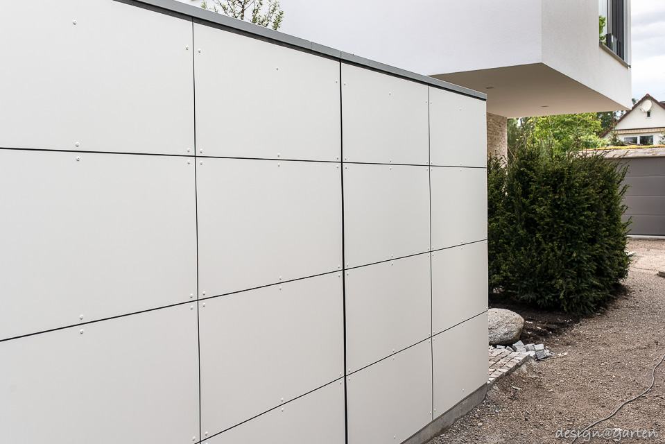 Symbiosis at the boundary: the modern, custom-made tool shed