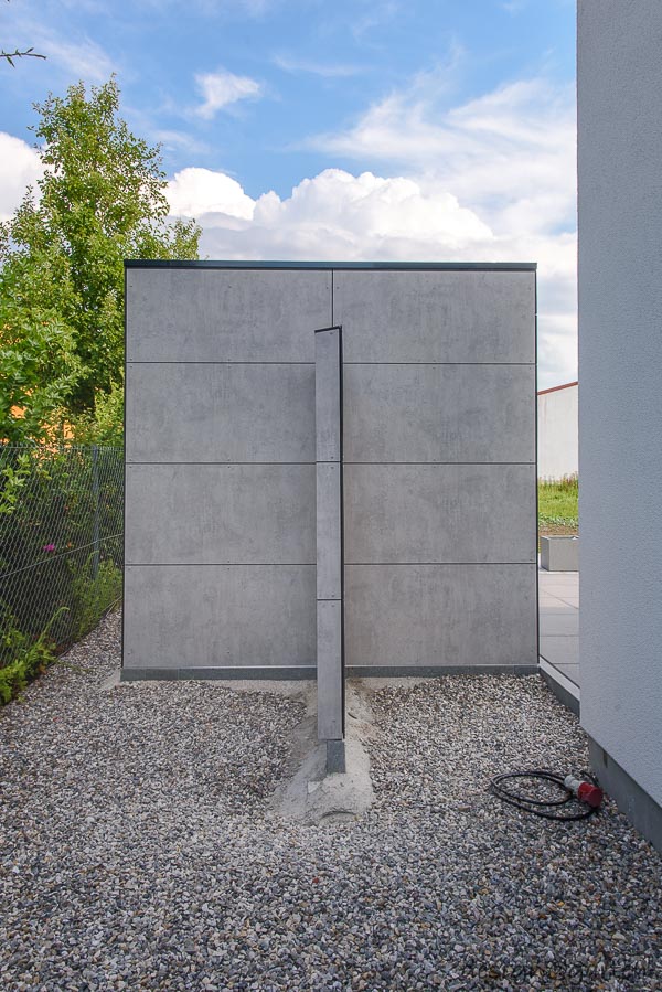 Functional privacy screen: The Cube tool shed