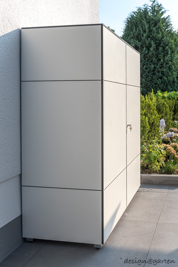 Geometric harmony: the custom-made weatherproof garden cabinet