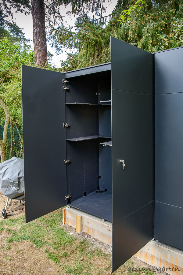 Customised storage solution: the smart outdoor equipment cabinet