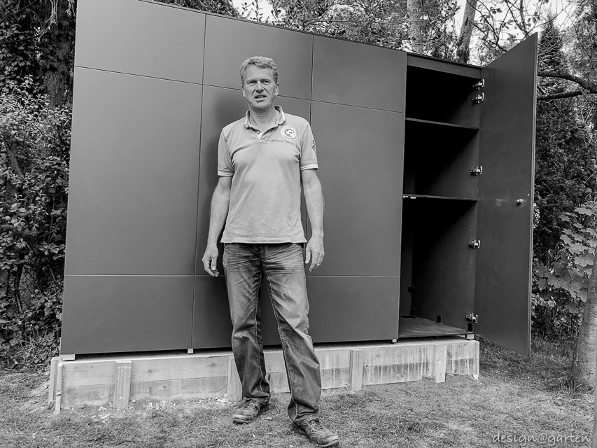 Customised storage solution: the smart outdoor equipment cabinet