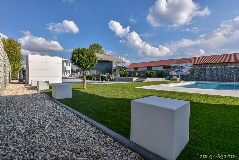 Sophisticated technology at the poolside: the ideal technical enclosure for your pool