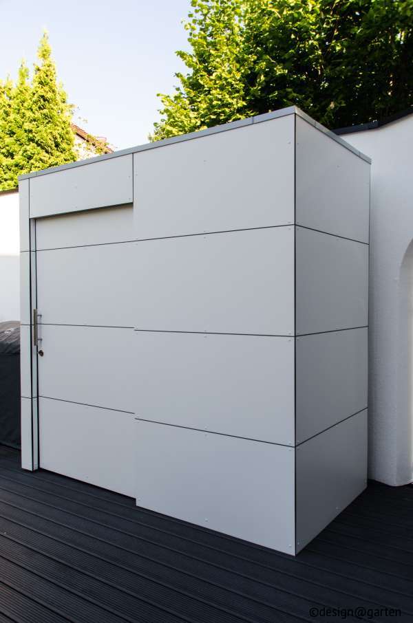 Entertainment hub: the garden shed as the centrepiece of every garden party