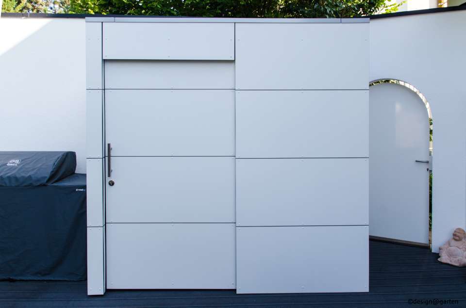 Entertainment hub: the garden shed as the centrepiece of every garden party