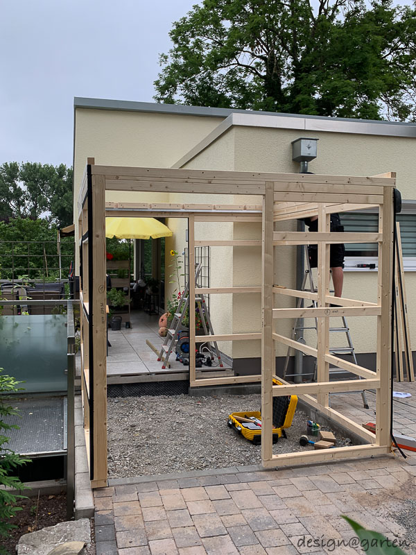 Custom-made HPL garden shed: smart space solution with walk-through function