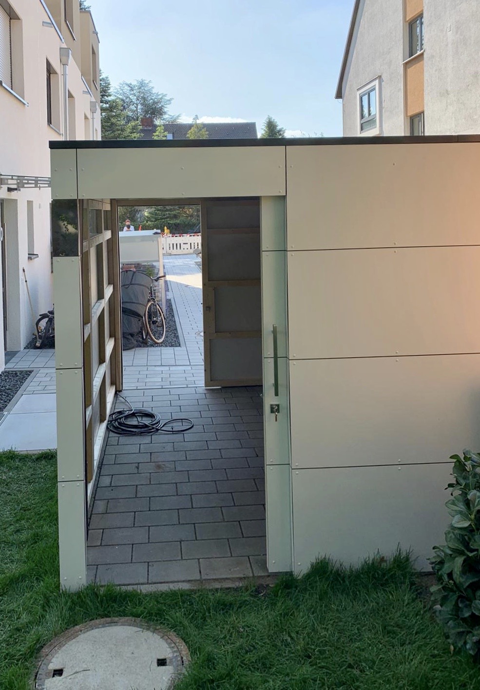 Ecological flat roof design and thermal protection through greening