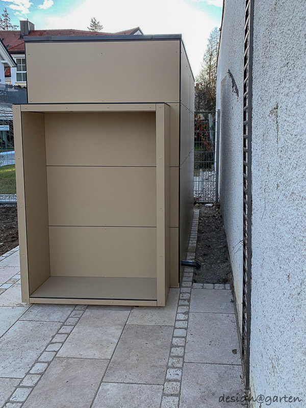 Functional expansion through combined storage solutions in outdoor areas