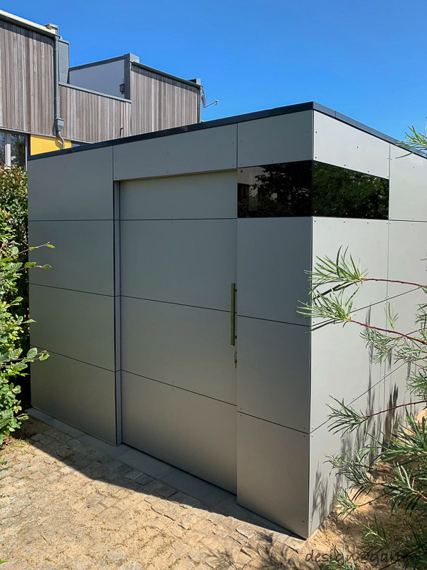 Technical superiority in detail: functionality from the foundations to the roof