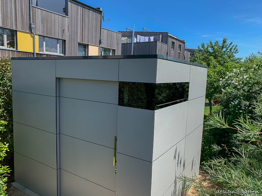 Technical superiority in detail: functionality from the foundations to the roof