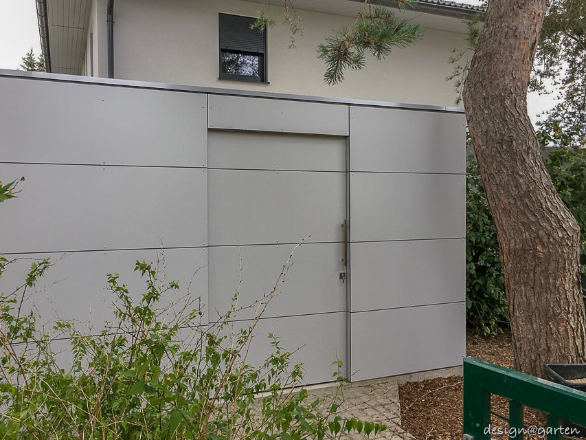 Custom-designed garden shed on solid foundations in Deutsch-Wagram