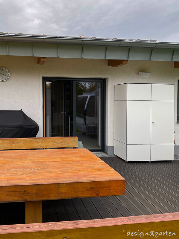Terrace cabinet as an addition to the gondola retreat