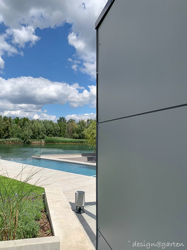 Custom-built pool house and garden shed in Großwallstadt