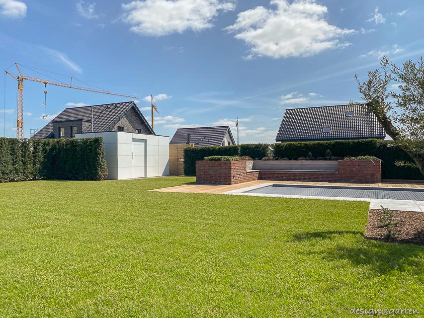 Designer pool house in white in Erkelenz
